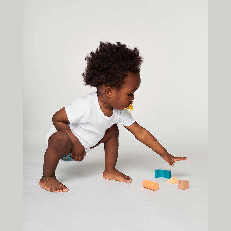 The babies' body short sleeves