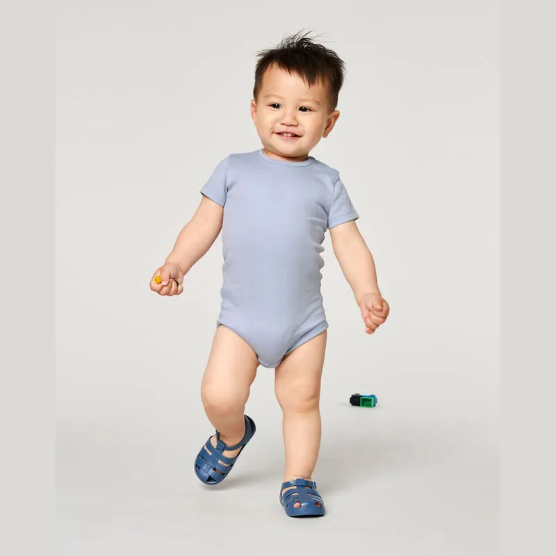 The babies' body short sleeves